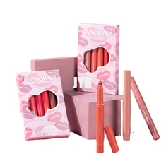 Barra de labios aterciopelada desnuda de hidratación resistente giratoria de la sensación de Sharpenable Matte Lip Liner Crayon Smudge