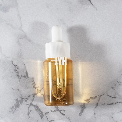 Acné anti claro que blanquea el suero facial Centella que repara 30ml