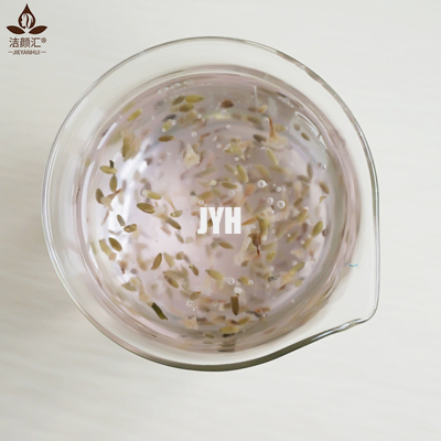 Hidratación orgánica de los productos para el cuidado de la piel faciales del suero de la cara de la lavanda