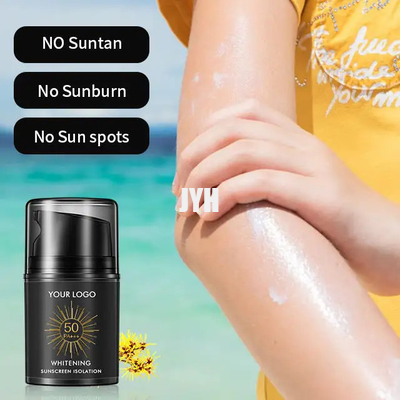 Protector solar facial resistente al agua para hombres de piel natural Spf50 + Pa +++ Bloqueador solar con aislamiento solar no blanqueador